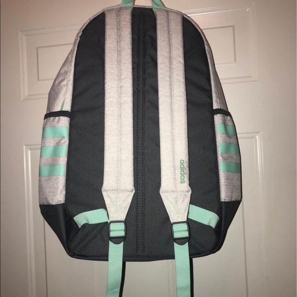 🆕 Adidas 🎒 Core Backpack White & Green - Picture 2 of 9